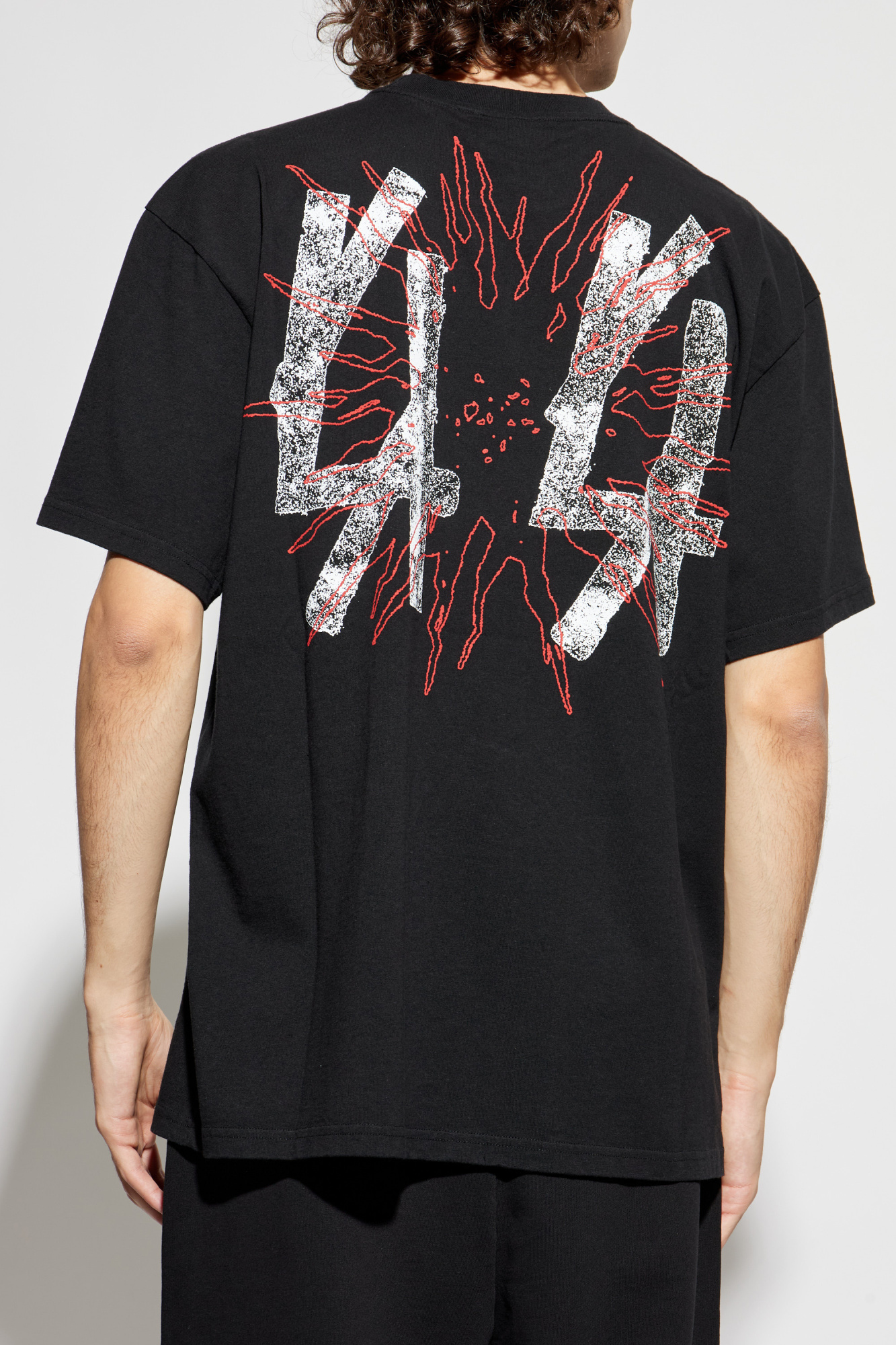 AND1 Grab a straw. グラフィックTシャツ ブラック 7.5oz ガーメントダイ ドロップショルダーTシャツ | メンズ | 1